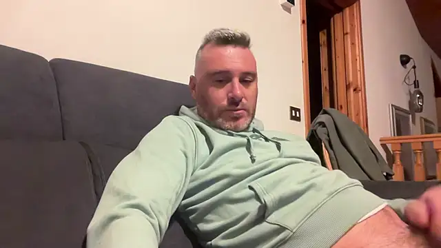 Snapshot of marcovik1 chatting on 11, 3, 2026 marcovik1 online show from 11, 3, 2026