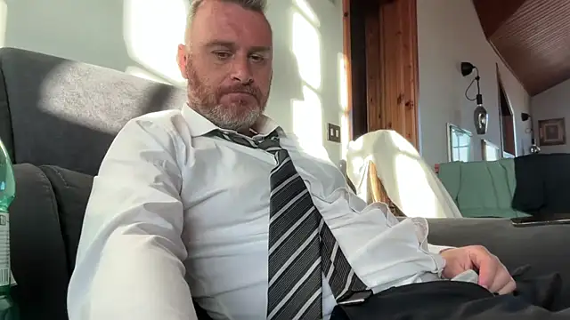 Snapshot of marcovik1 chatting on 16, 3, 2026 marcovik1 online show from 16, 3, 2026