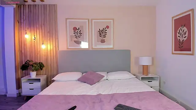 MoonofHades online show from 11, 3, 2026