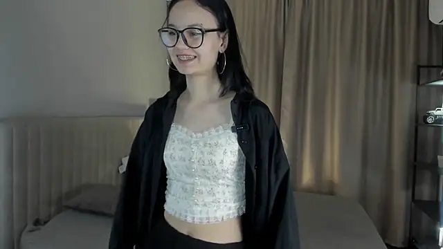 Snapshot of BeatrisRosel chatting on 7, 3, 2026 BeatrisRosel online show from 7, 3, 2026