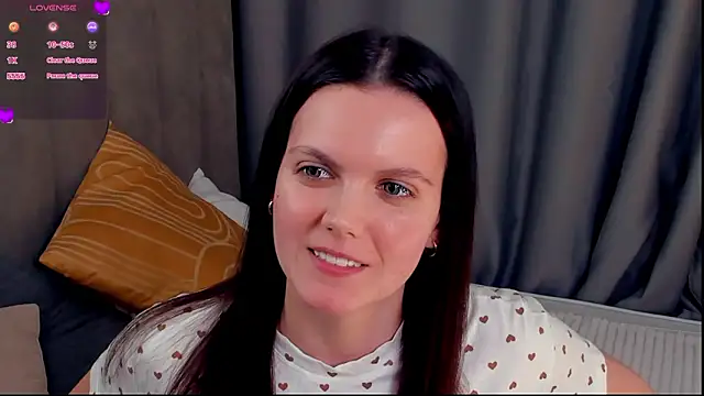 Snapshot of AnnettWildin chatting on 6, 3, 2026 AnnettWildin online show from 6, 3, 2026