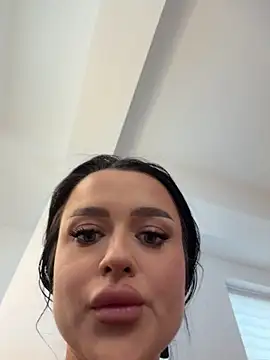 Katty Pery online show from 30, 4, 2026