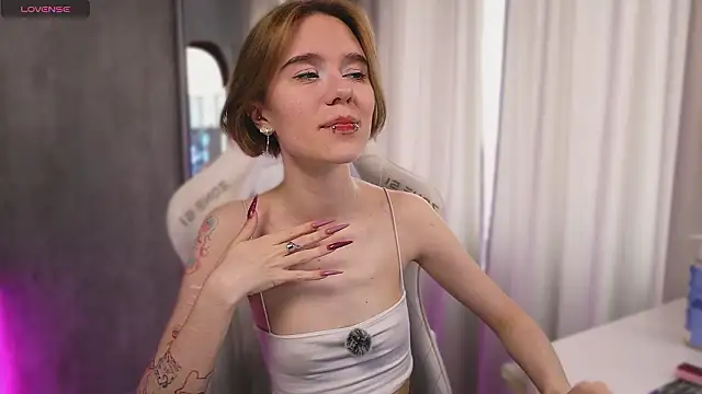 Snapshot of MyBabyLana chatting on 5, 3, 2026 MyBabyLana online show from 5, 3, 2026