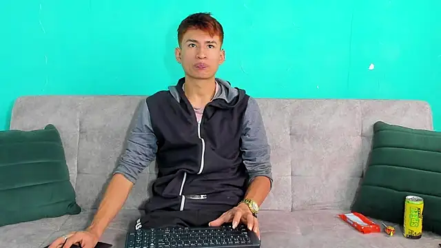 Snapshot of NicolasTorrez chatting on 6, 3, 2026 NicolasTorrez online show from 6, 3, 2026