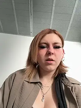 Snapshot of Milli-Kiss chatting on 22, 3, 2026 Milli-Kiss online show from 22, 3, 2026