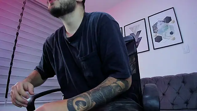 ethan grace online show from 15, 2, 2026