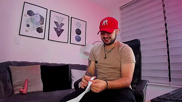 ethan grace online show from 10, 3, 2026