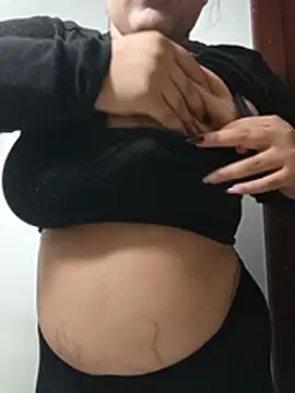 VanessaLanz online show from 8, 7, 2026