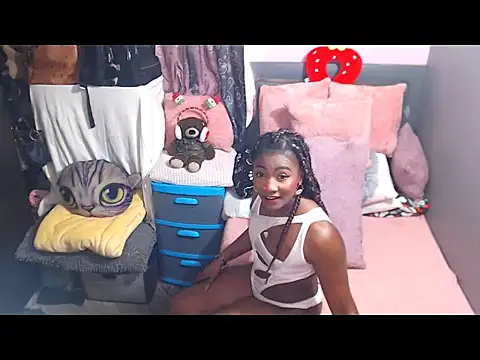 Snapshot of alanalaurent15 chatting on 6, 3, 2026 alanalaurent15 online show from 6, 3, 2026