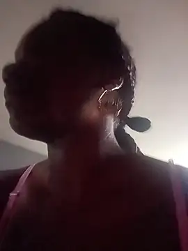 Snapshot of alanalaurent15 chatting on 14, 3, 2026 alanalaurent15 online show from 14, 3, 2026