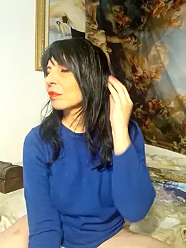 Snapshot of MadamBell chatting on 6, 3, 2026 MadamBell online show from 6, 3, 2026