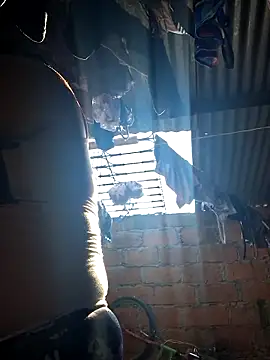 Snapshot of Juli_Powl chatting on 7, 3, 2026 Juli Powl online show from 7, 3, 2026