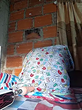 Juli Powl online show from 6, 6, 2026