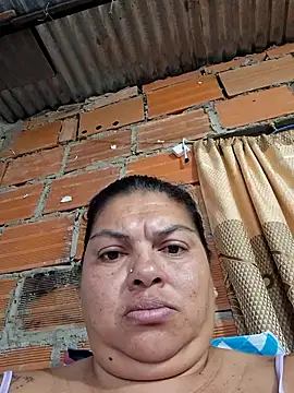 Juli Powl online show from 8, 6, 2026