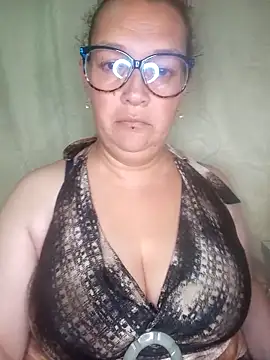  Saraqueen online show from 2, 5, 2026