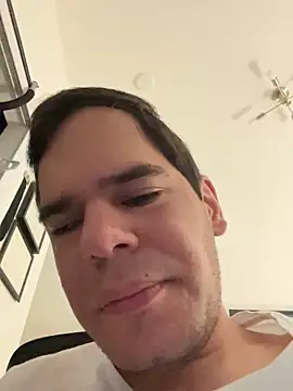 awesomemilkss online show from 17, 3, 2026