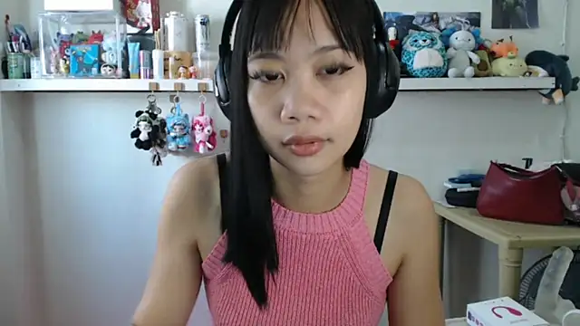 GloryKulikowski online show from 11, 3, 2026