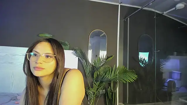 Mia noiir online show from 6, 5, 2026