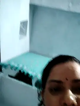 Anushka Singh0 online show from 7, 8, 2026