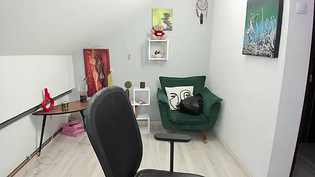 ElviraJoness online show from 18, 3, 2026