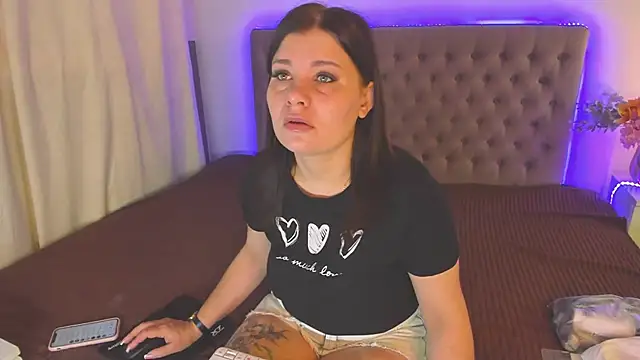 AmandaHoppe online show from 2, 8, 2026
