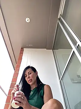 caritoo21 online show from 2, 8, 2026