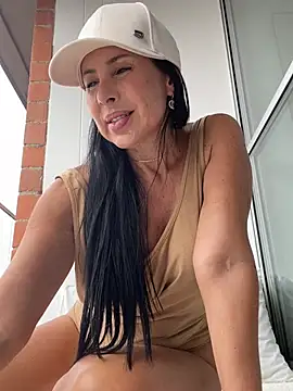 caritoo21 online show from 6, 8, 2026