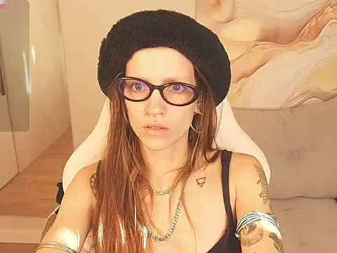 Snapshot of Peggy_Ross chatting on 4, 3, 2026 Peggy Ross online show from 4, 3, 2026