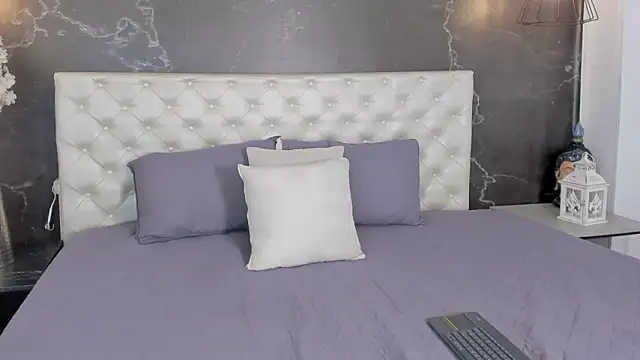 Samantha Dupre online show from 4, 3, 2026