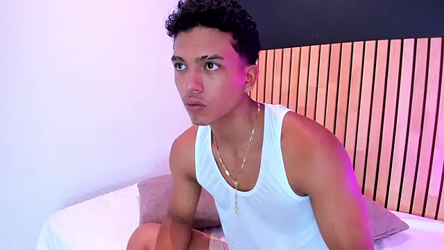 Snapshot of jhoystrong_ chatting on 27, 2, 2026 jhoystrong online show from 27, 2, 2026