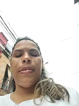 Snapshot of Regina_23 chatting on 5, 3, 2026 Regina 23 online show from 5, 3, 2026