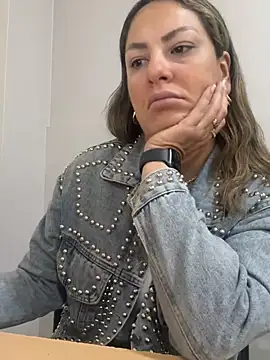 leona-david online show from 20, 7, 2026