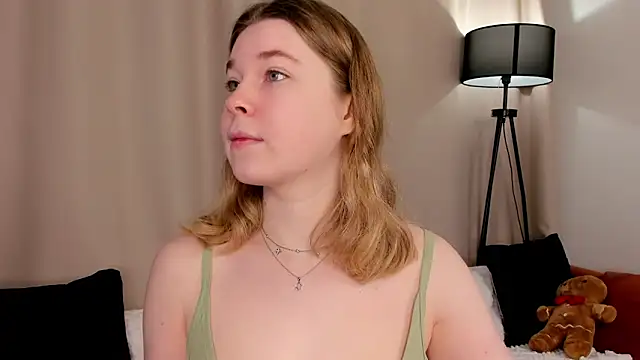 Snapshot of MaraaSwan chatting on 15, 3, 2026 MaraaSwan online show from 15, 3, 2026