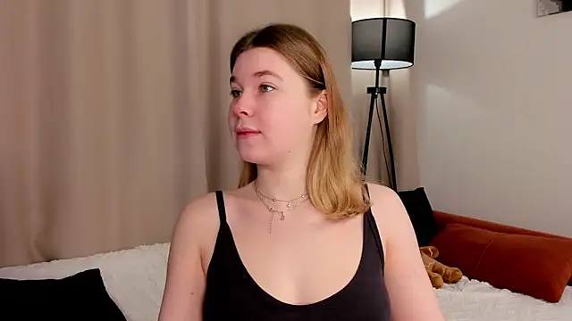 Snapshot of MaraaSwan chatting on 18, 3, 2026 MaraaSwan online show from 18, 3, 2026