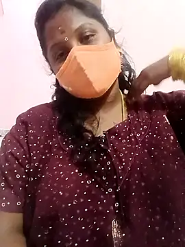 Snapshot of tamilkaviya431 chatting on 13, 2, 2026 tamilkaviya431 online show from 13, 2, 2026