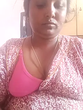 Snapshot of tamilkaviya431 chatting on 2, 3, 2026 tamilkaviya431 online show from 2, 3, 2026