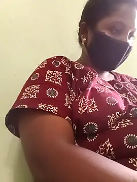 Snapshot of tamilkaviya431 chatting on 16, 3, 2026 tamilkaviya431 online show from 16, 3, 2026