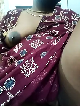 Snapshot of tamilkaviya431 chatting on 19, 3, 2026 tamilkaviya431 online show from 19, 3, 2026