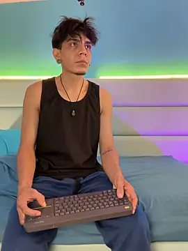 abrilandjulian online show from 21, 3, 2026