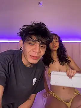 abrilandjulian online show from 22, 4, 2026