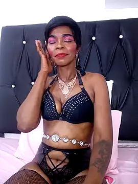 Snapshot of MaturePrettyLady01 chatting on 17, 3, 2026 MaturePrettyLady01 online show from 17, 3, 2026