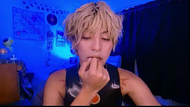 Snapshot of prince_oliverr chatting on 21, 2, 2026 prince oliverr online show from 21, 2, 2026