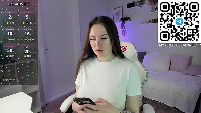 Snapshot of Laura_CollinsS chatting on 21, 3, 2026 Laura CollinsS online show from 21, 3, 2026