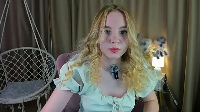 Linda  Bloom online show from 25, 6, 2026