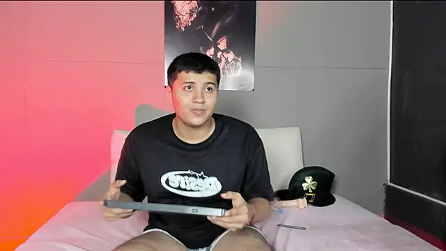 Snapshot of lalitopp chatting on 19, 3, 2026 lalitopp online show from 19, 3, 2026