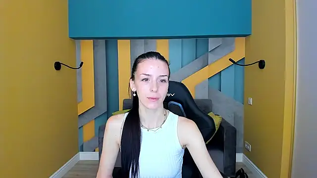 NoirDiva online show from 23, 7, 2026