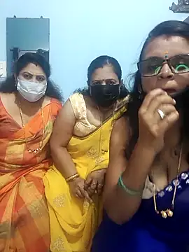 Snapshot of Kannadasexywifes chatting on 14, 4, 2026 Kannadasexywifes online show from 14, 4, 2026