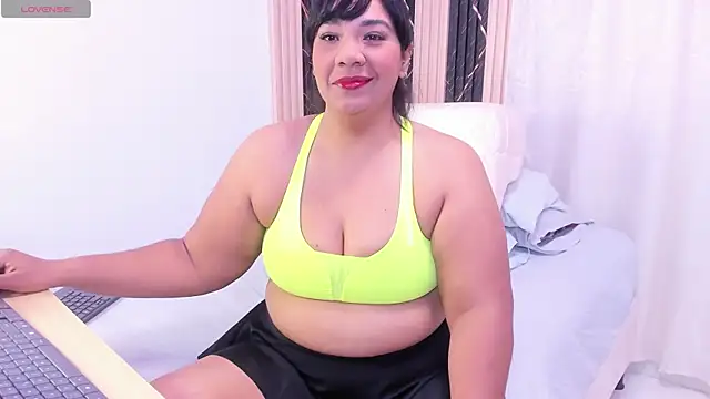 Cinnamon Skin01 online show from 22, 7, 2026