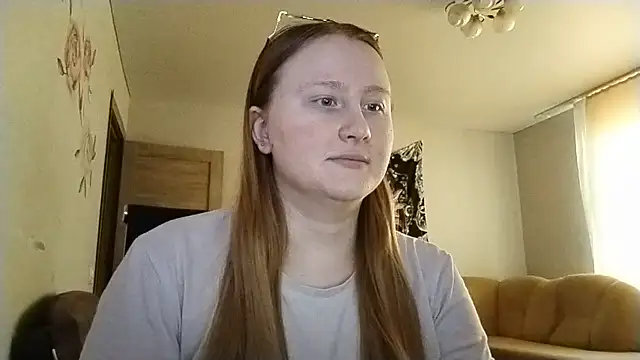 AnikaLipps online show from 7, 5, 2026
