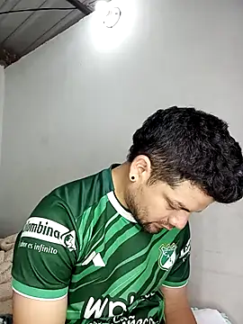 Snapshot of Gissele_Rubi chatting on 17, 2, 2026 Gissele Rubi online show from 17, 2, 2026